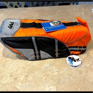 Life vest for Dogs. PMP Protect me for Pets size Medium.